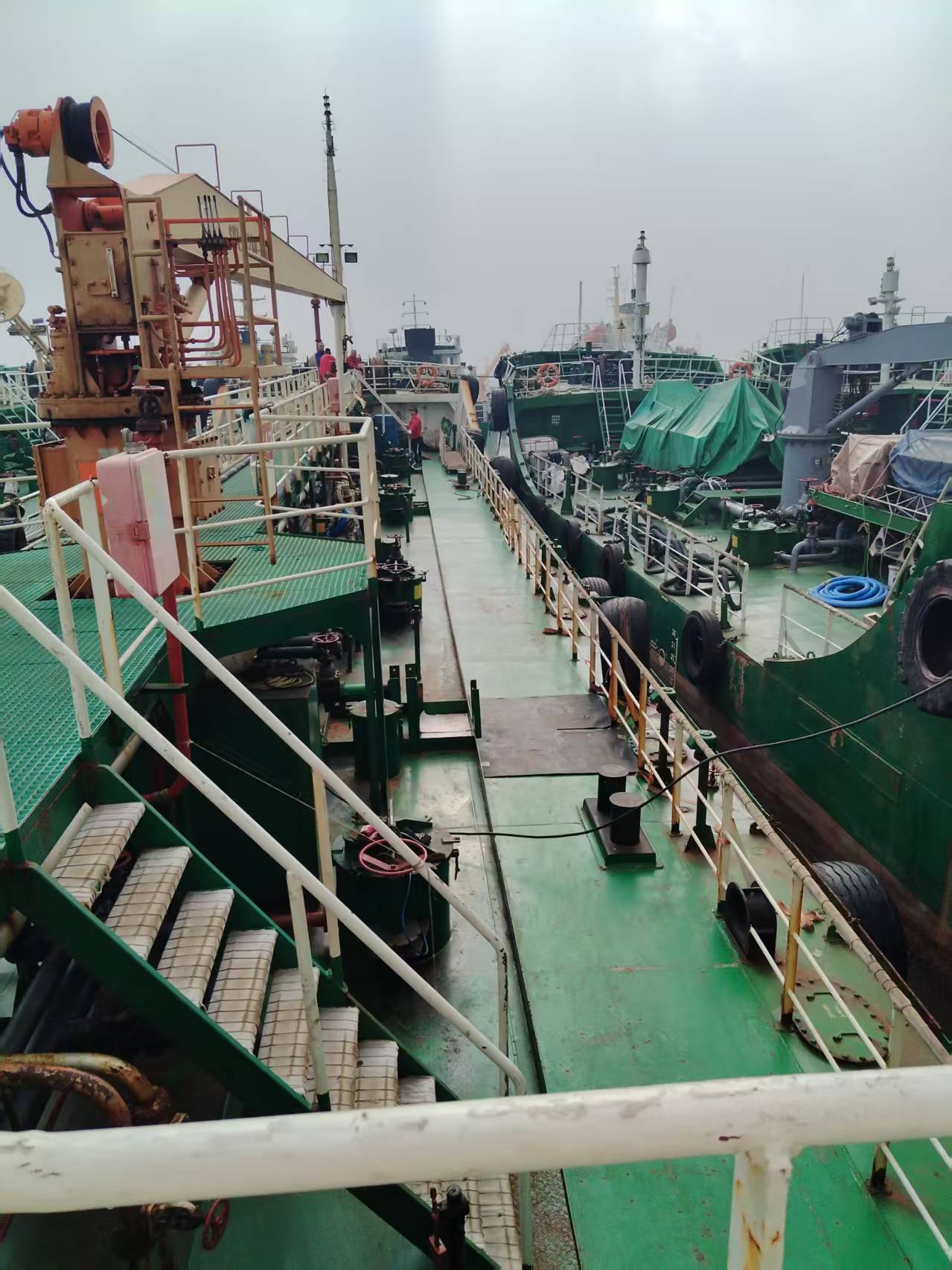 出售840吨成品油船