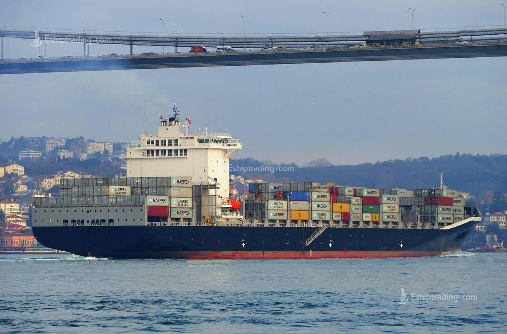 4896 TEU Container Ship For Sale