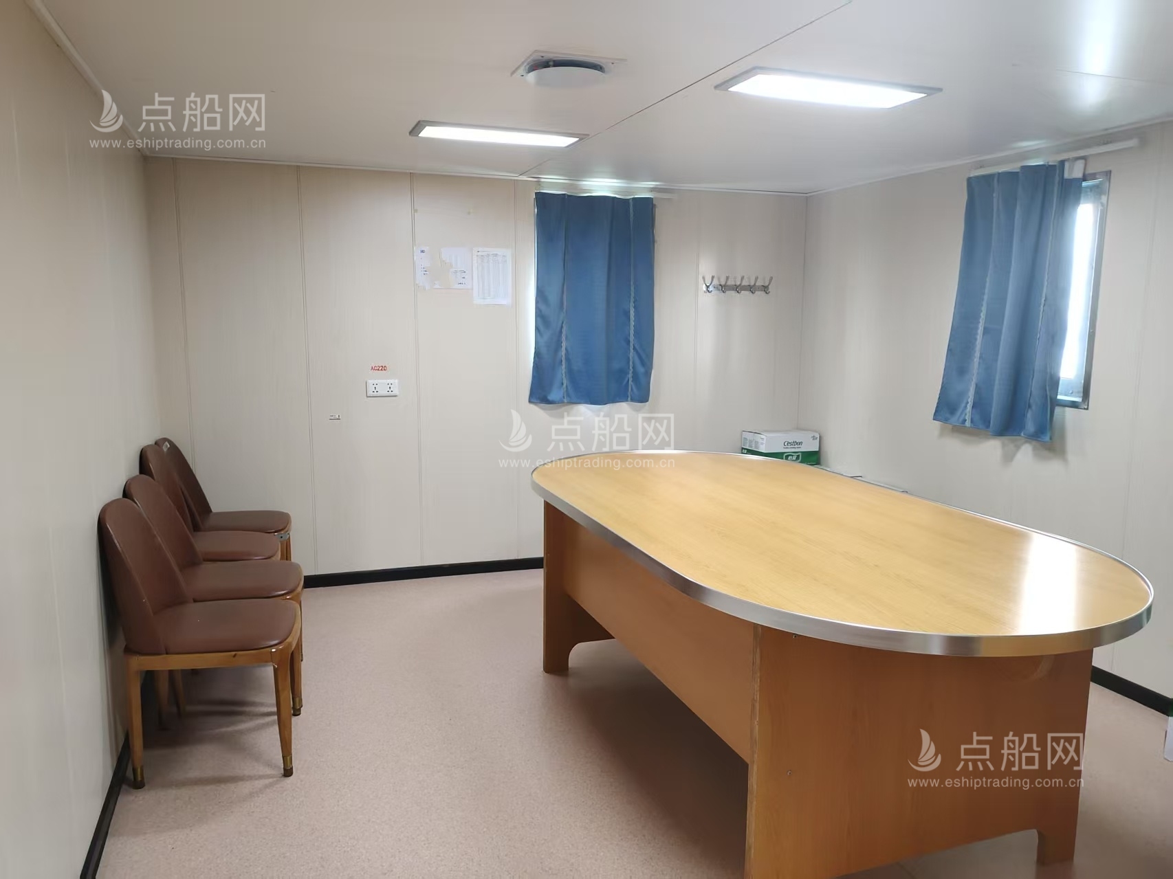 出售11587吨成品油船