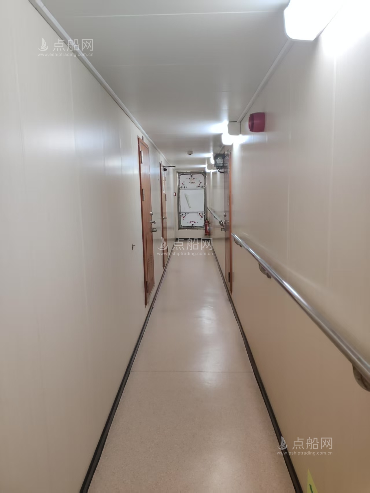 出售11587吨成品油船