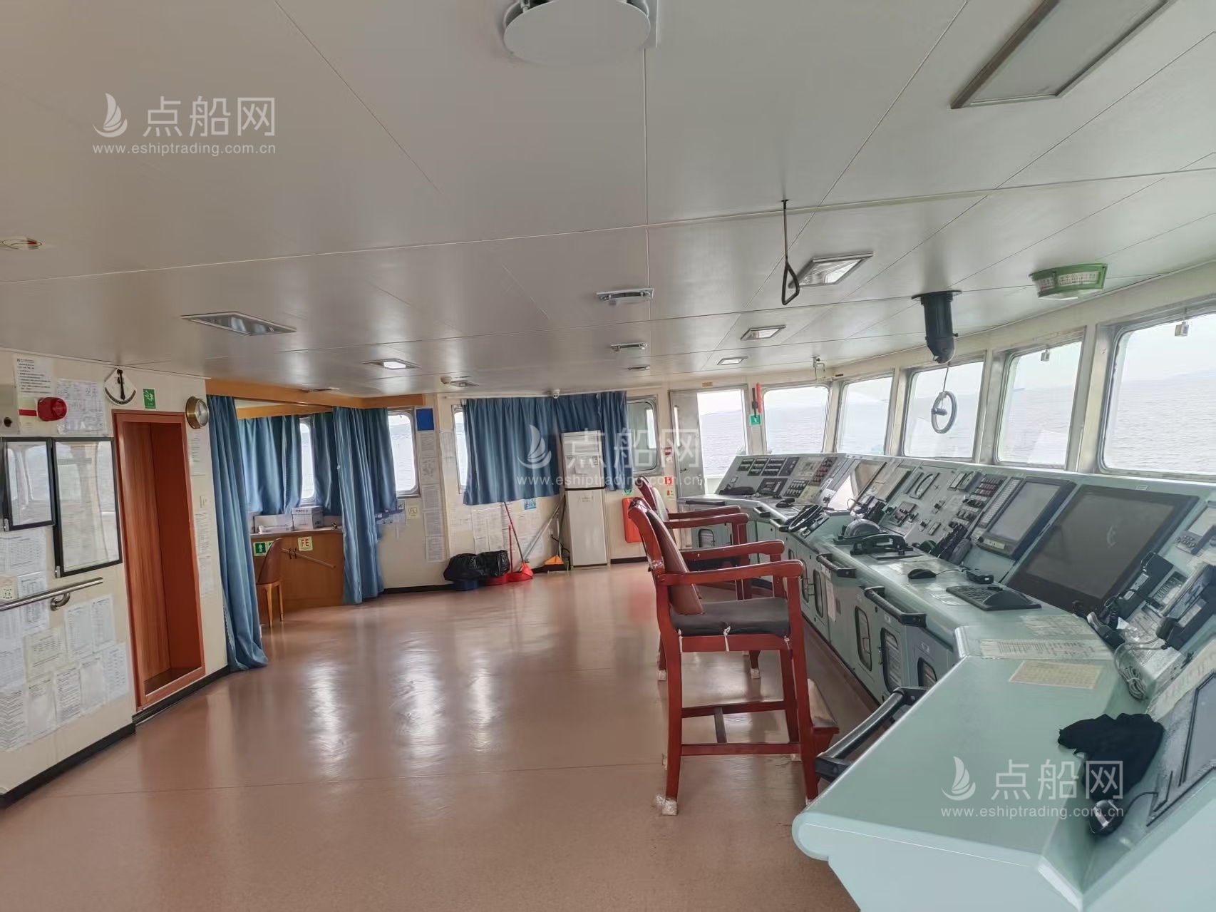 出售11587吨成品油船