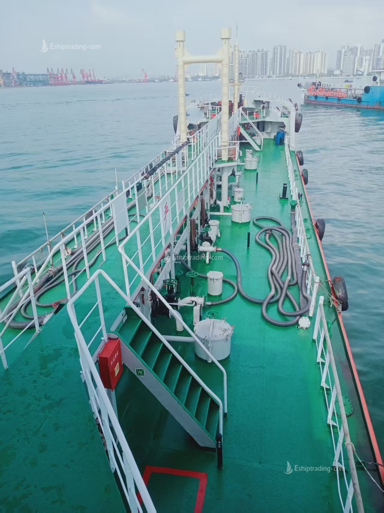 945 T Product Oil Tanker For Sale