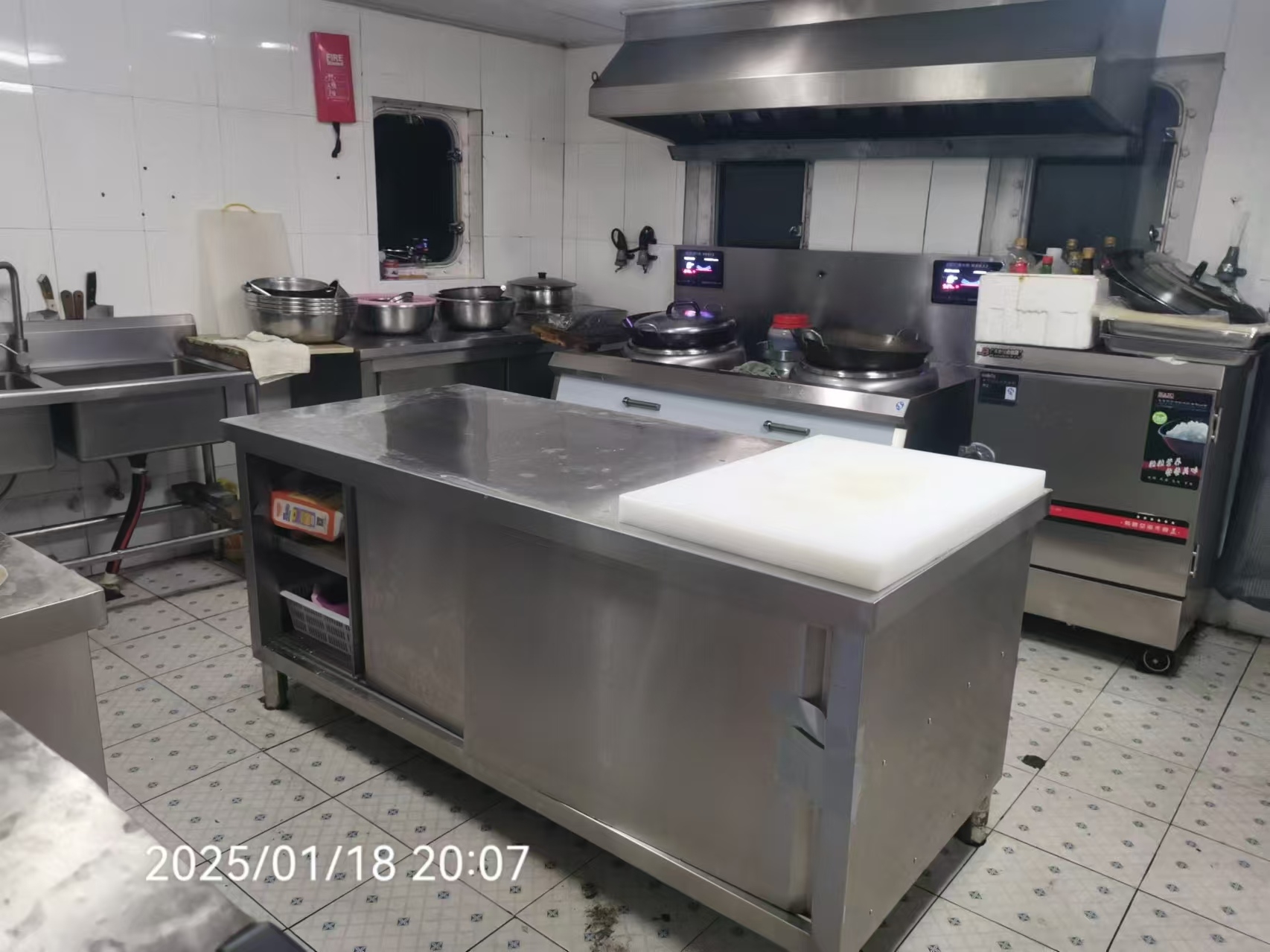 出售11065吨散货船