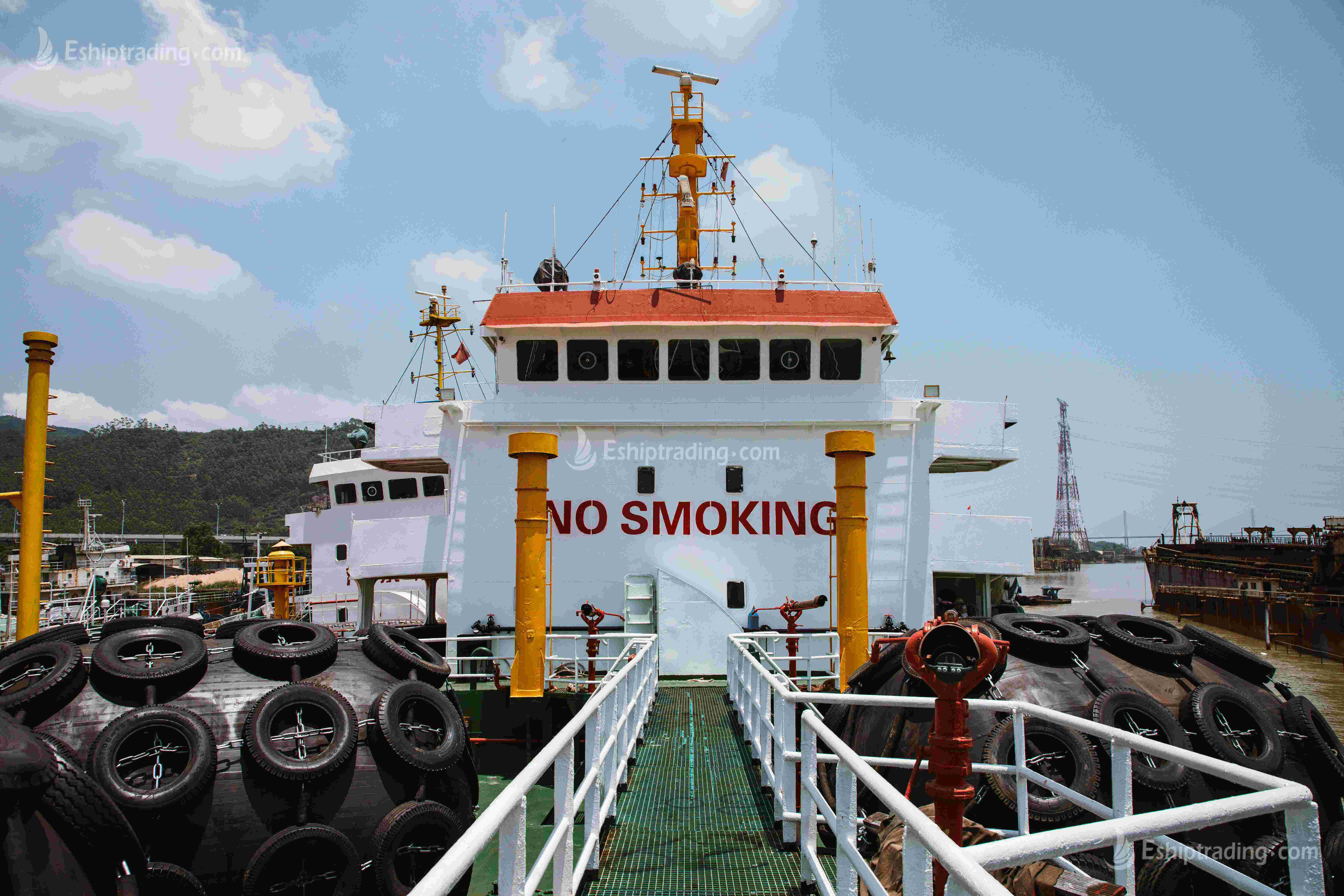 4600 T Product Oil Tanker For Sale