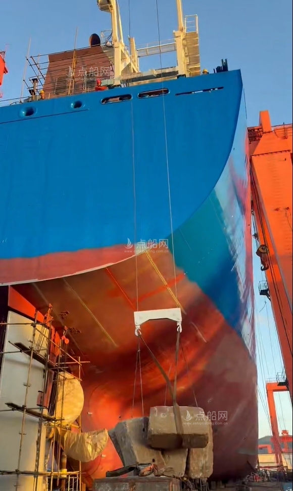 出售13580吨化学品船