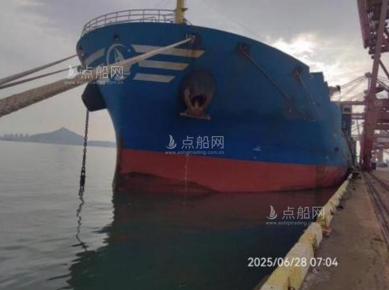 出售2076箱集装箱船