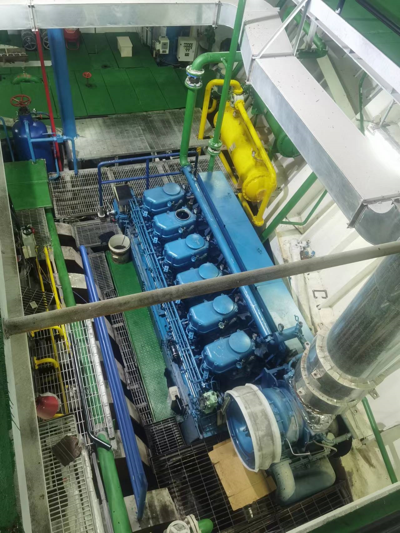 出售13900吨散货船