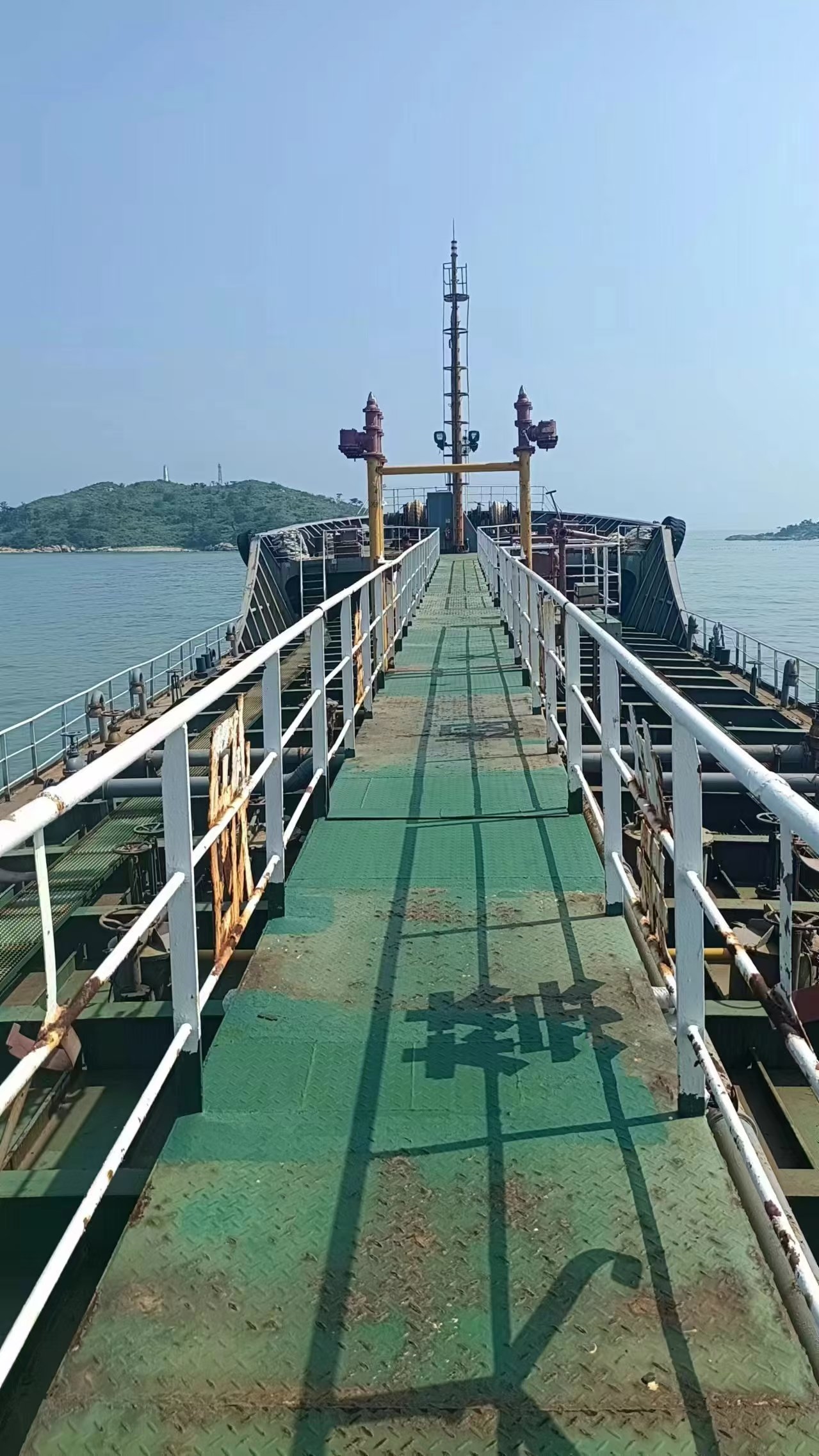 出售3740吨成品油船