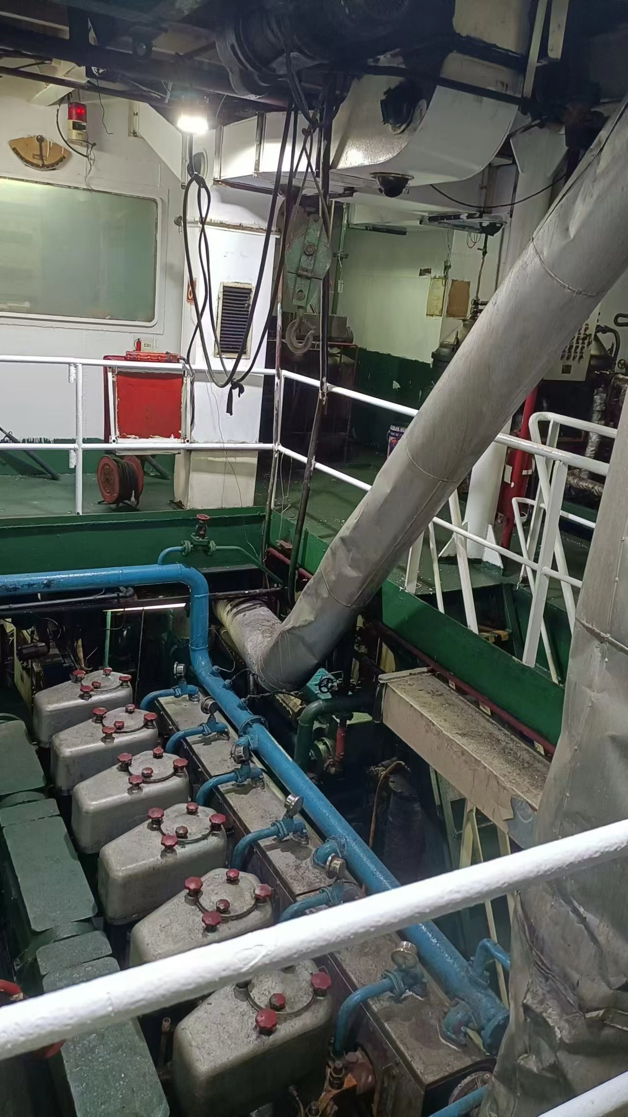 出售3740吨成品油船