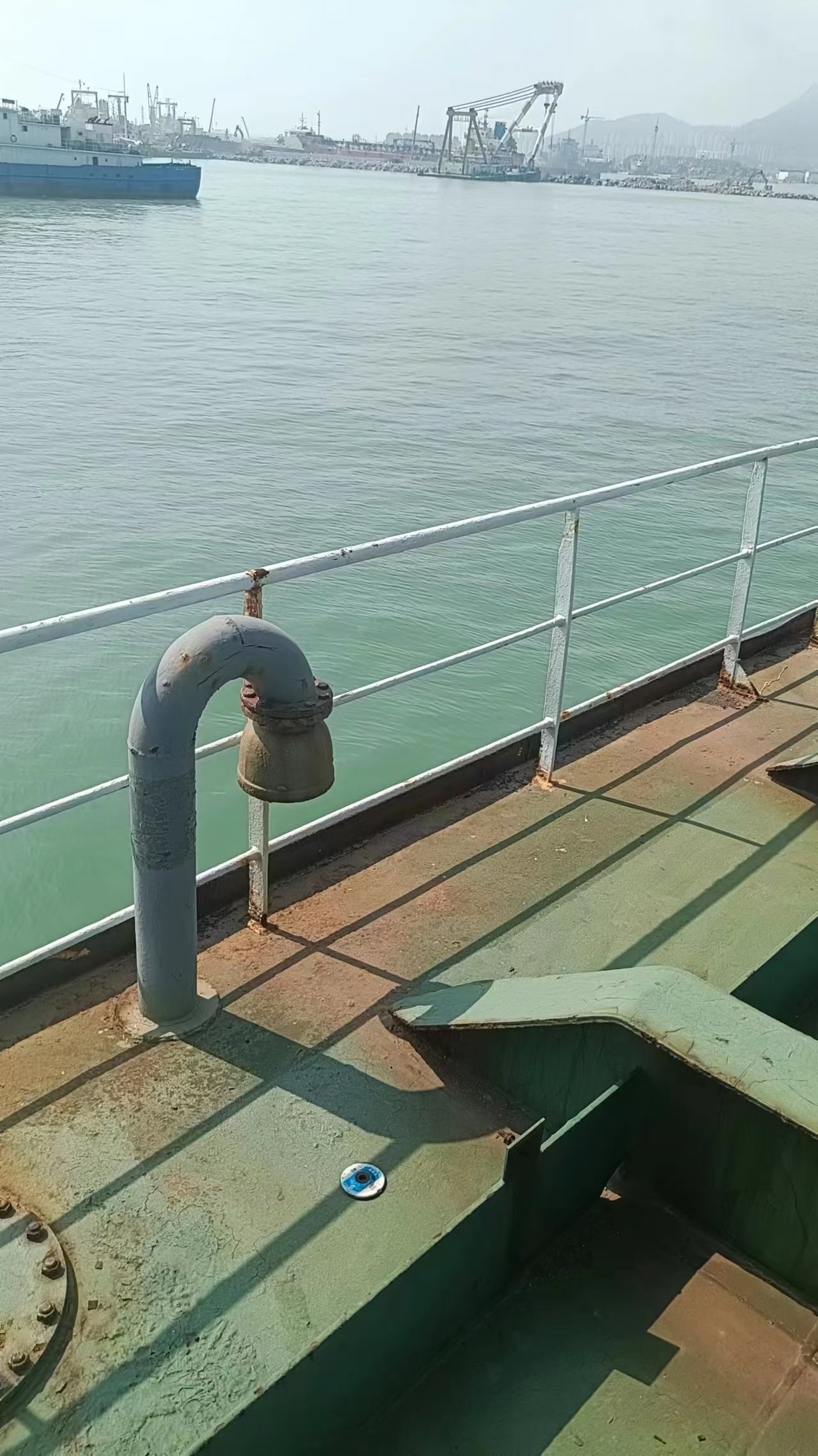 出售3740吨成品油船