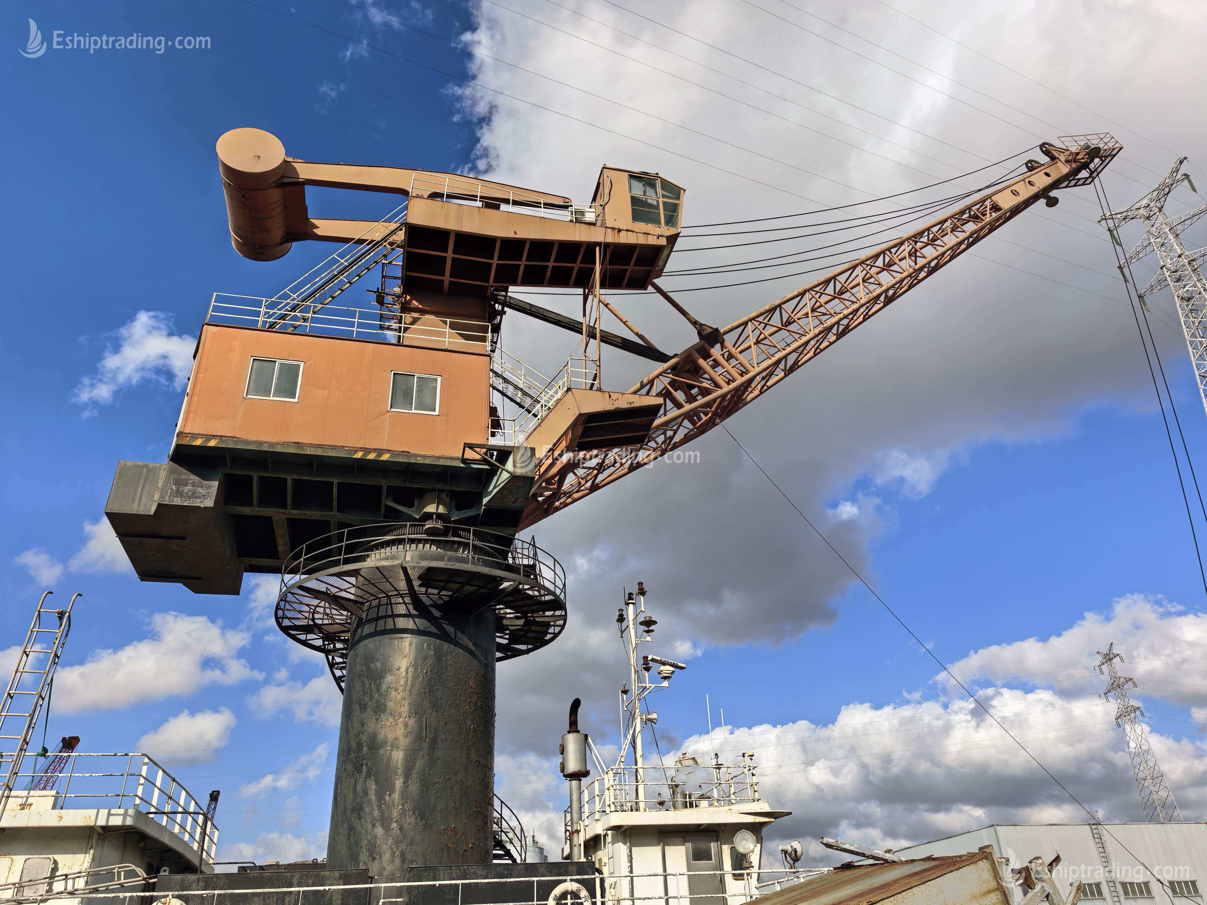 50 T Fully Revolving Floating Crane For Sale