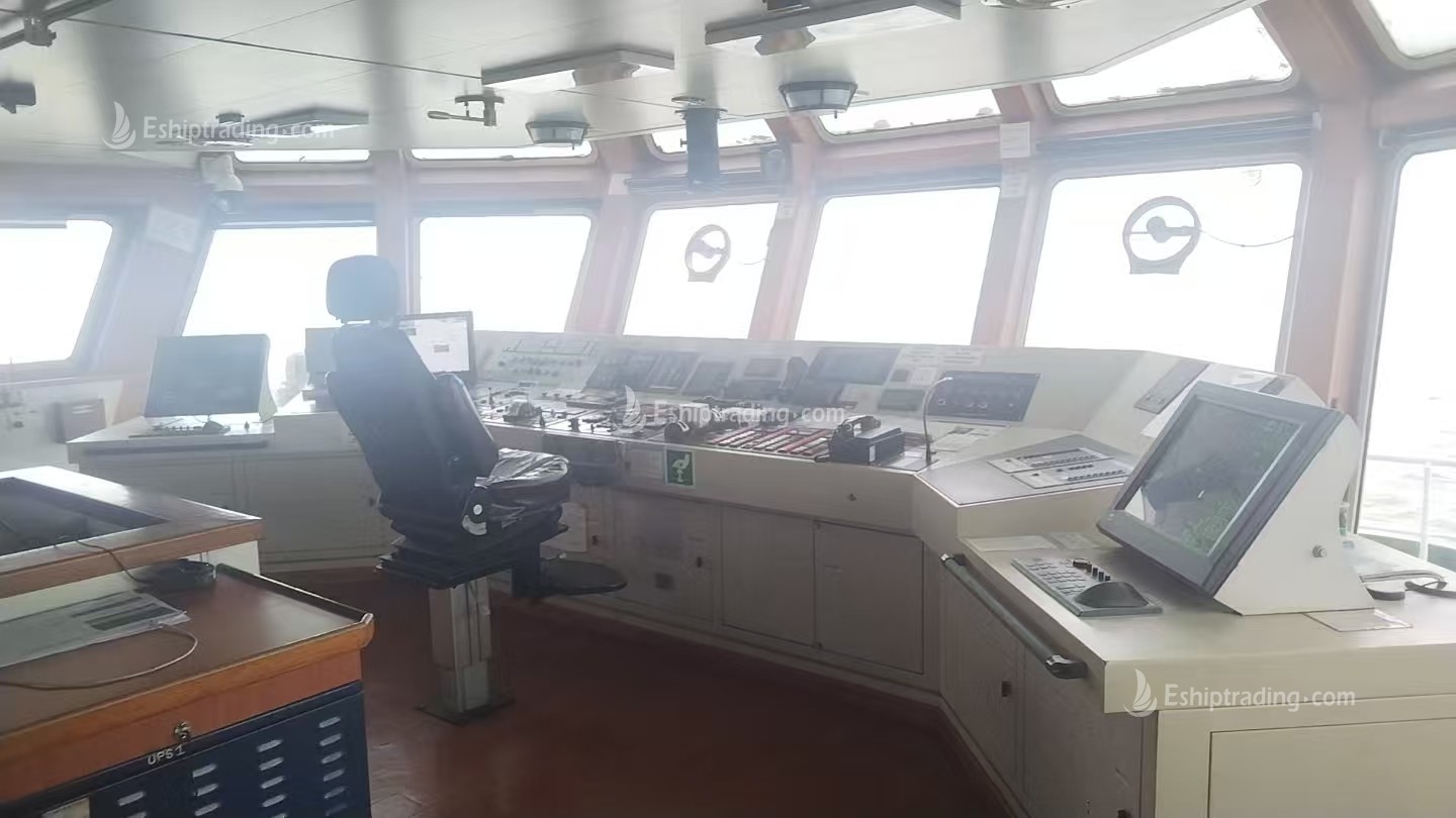 8000 PS AHTS For Sale