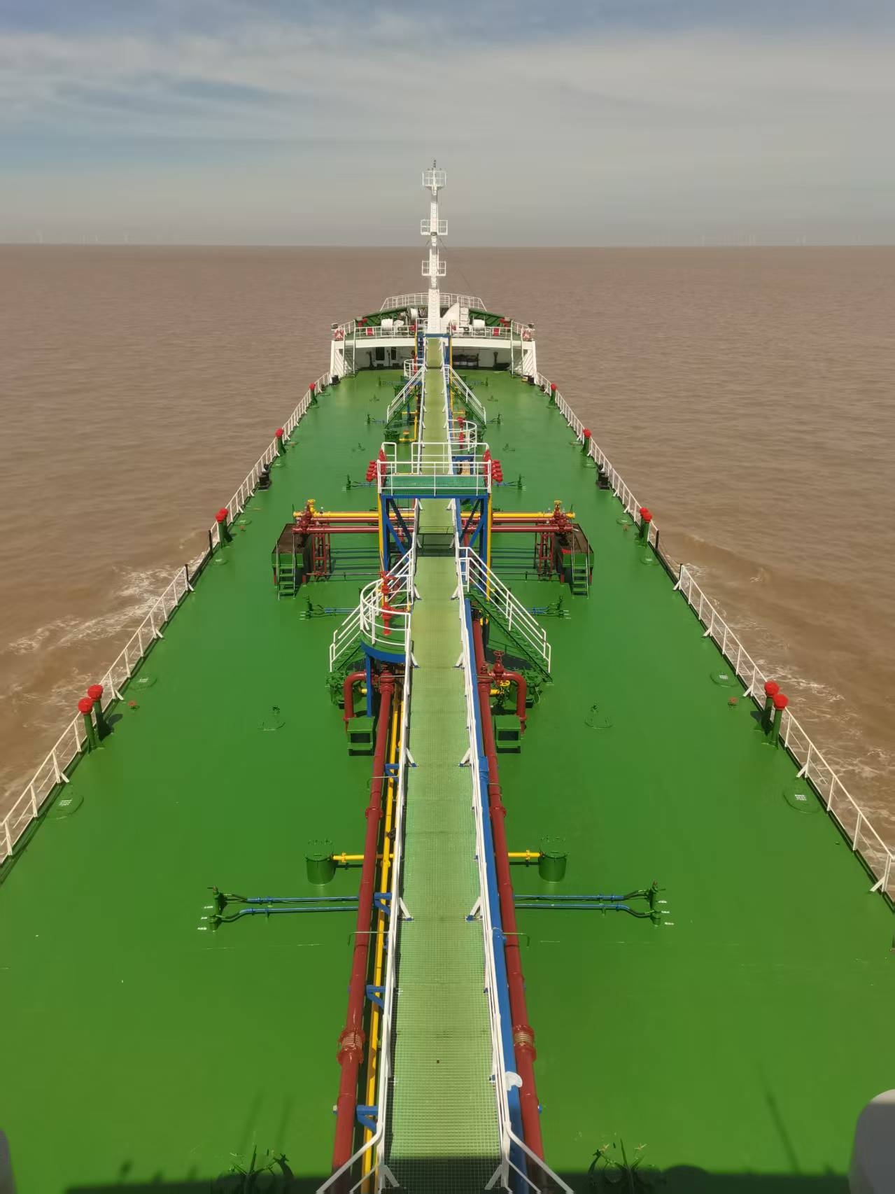 出售6691吨成品油船