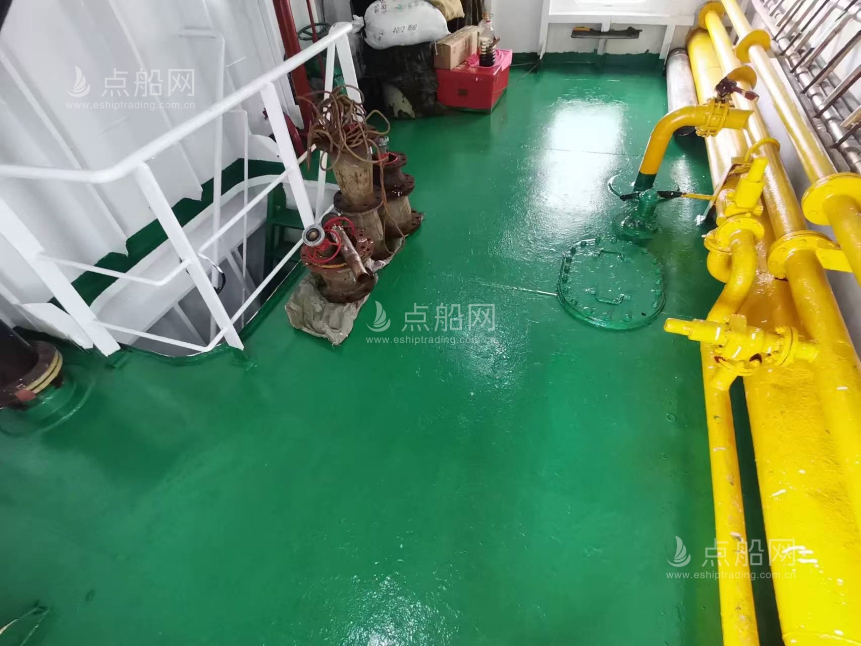 出售6691吨成品油船