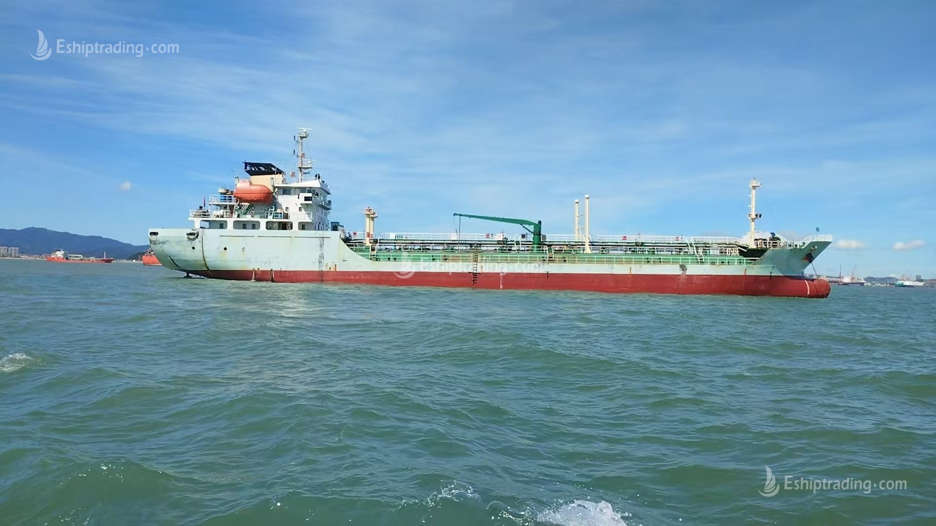 4260 T Product Oil Tanker For Sale