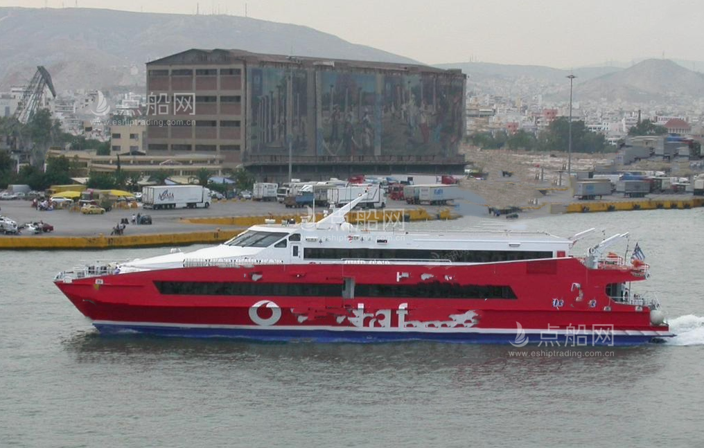 出售587人双体客船