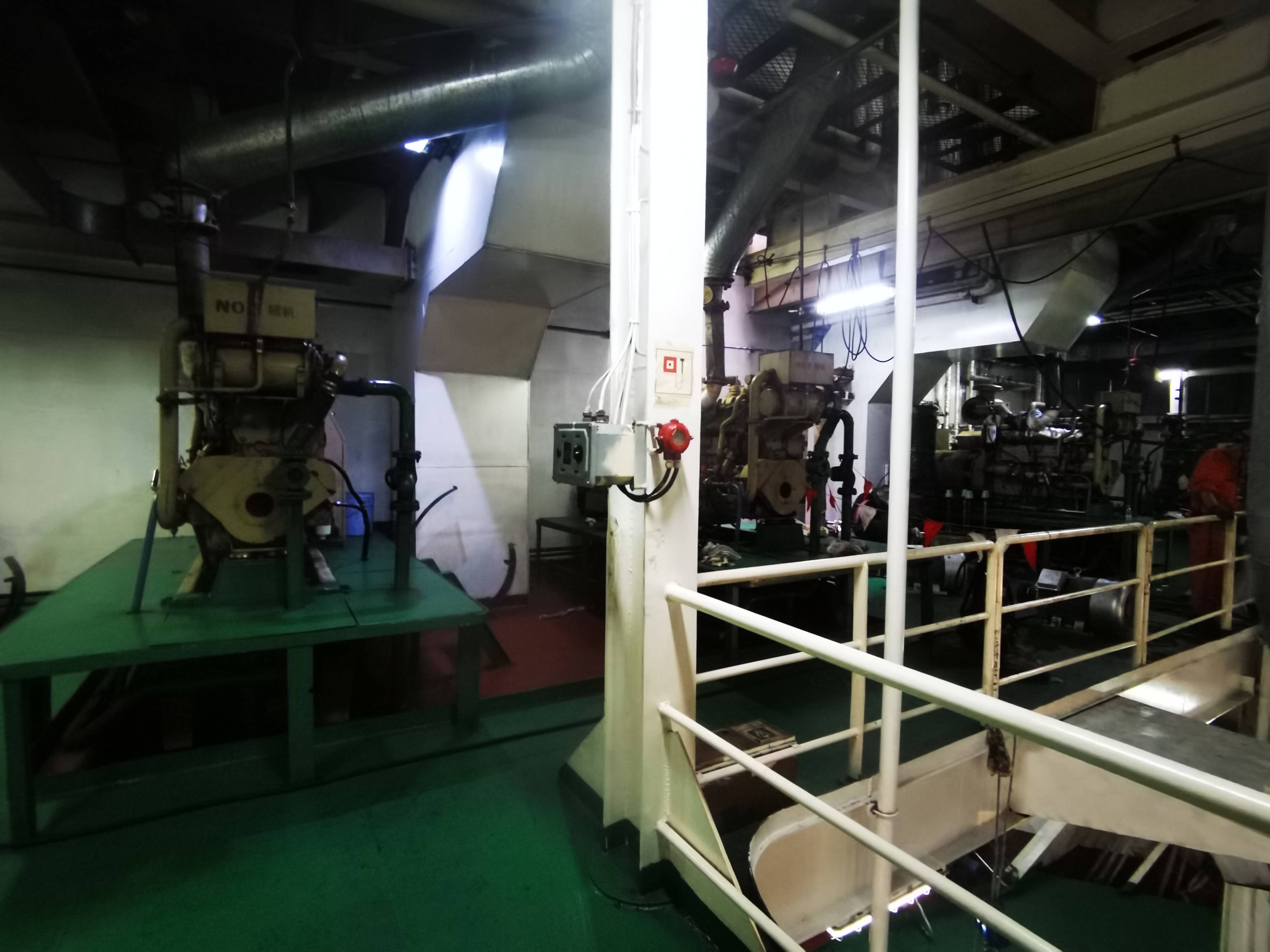 出售37000吨散货船