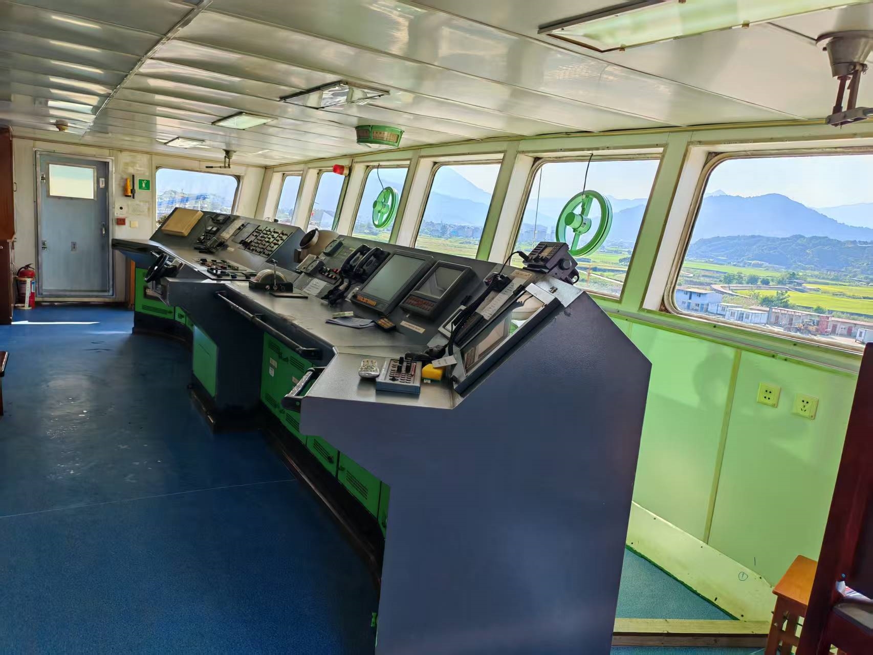 出售4161吨成品油船