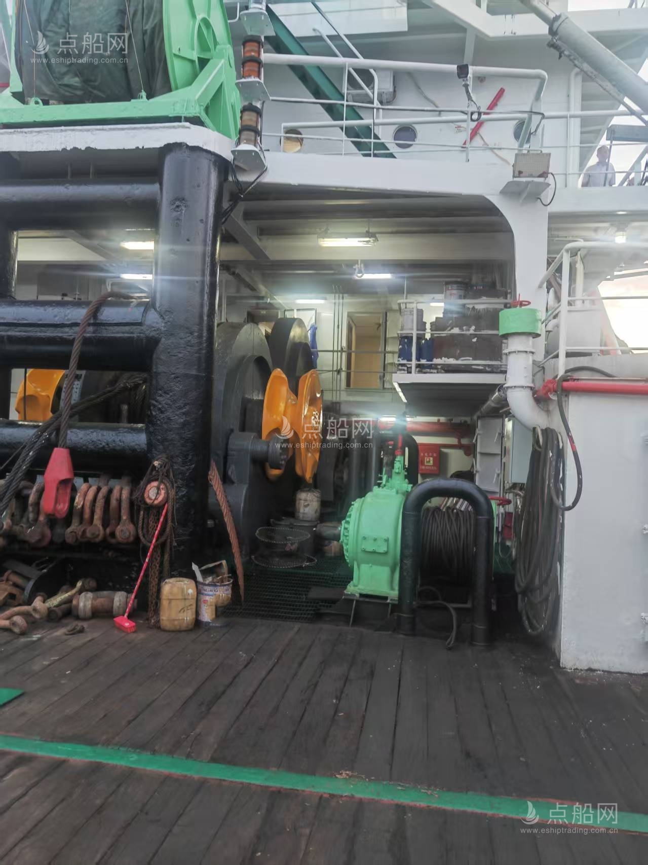 出售10554马力三用拖轮