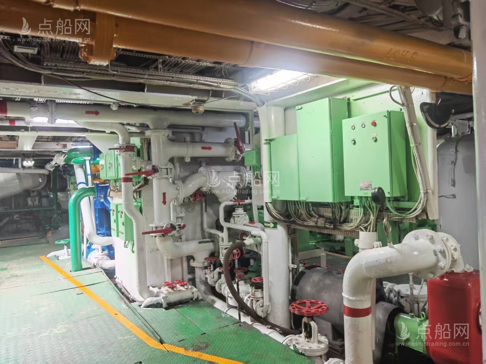 出售10554马力三用拖轮