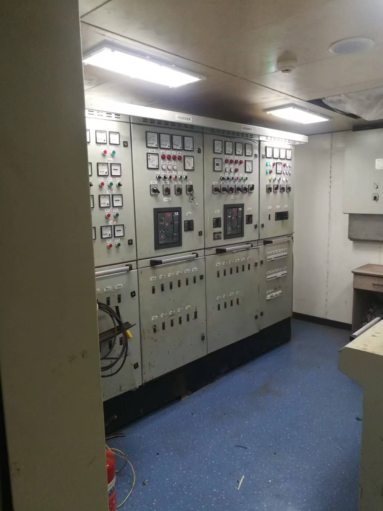 出售4400马力港作拖轮