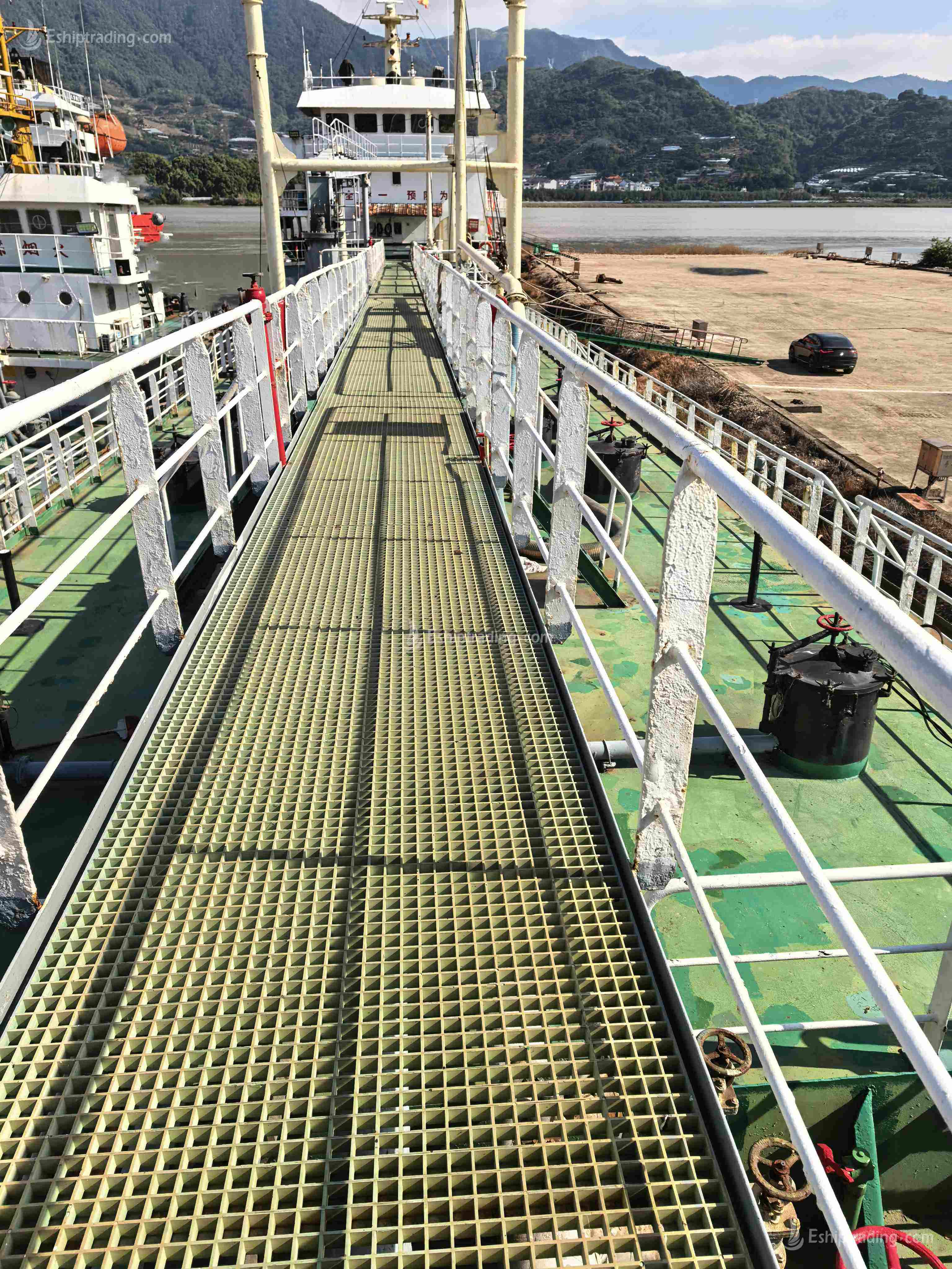 2329 T Product Oil Tanker For Sale