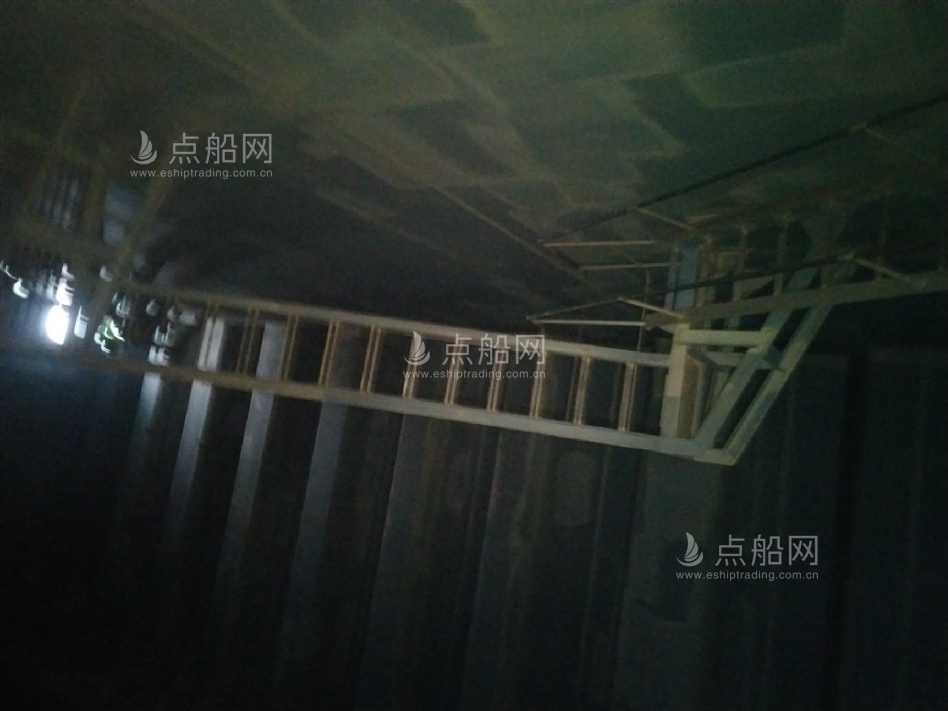 出售48400吨成品油船