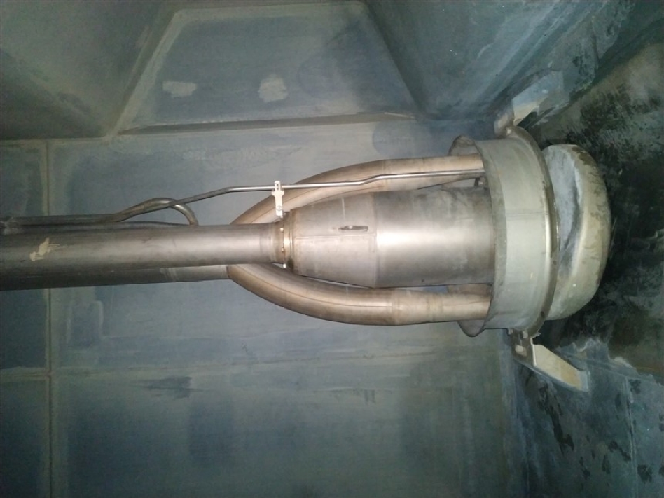 出售48400吨成品油船