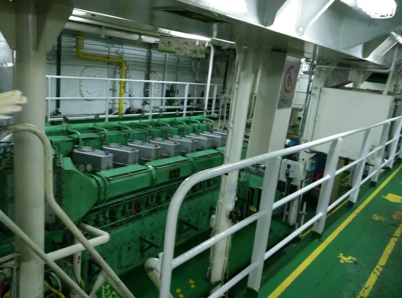 出售6000 马力平台供应船