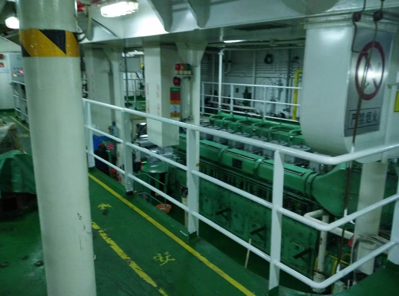 出售6000 马力平台供应船