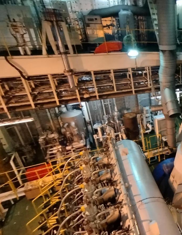 出售57600吨散货船