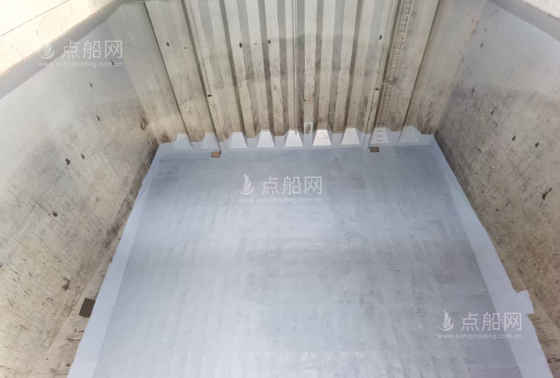 出售23825吨散货船
