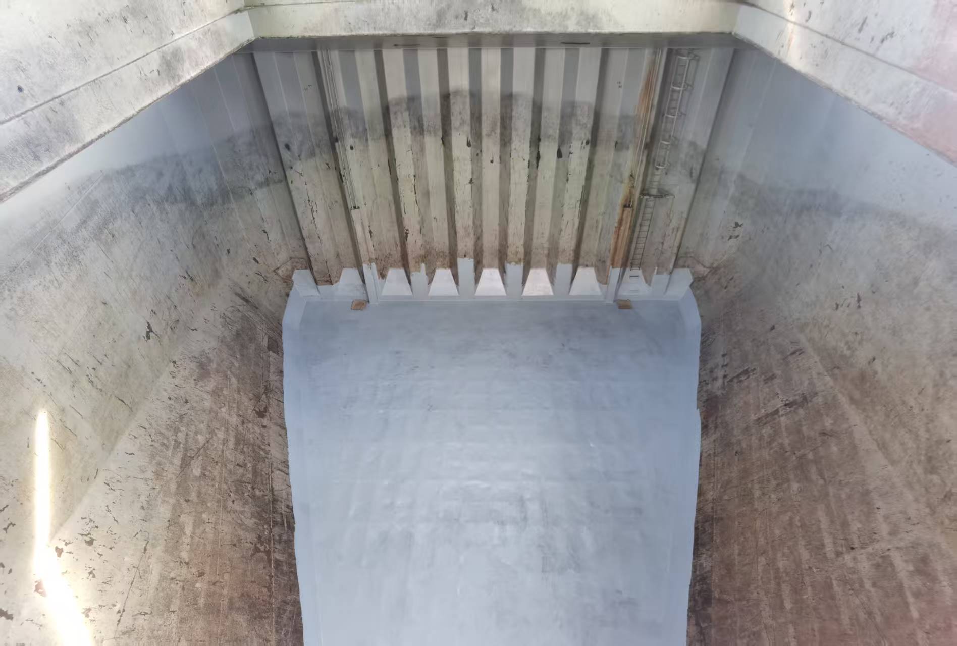 出售23825吨散货船