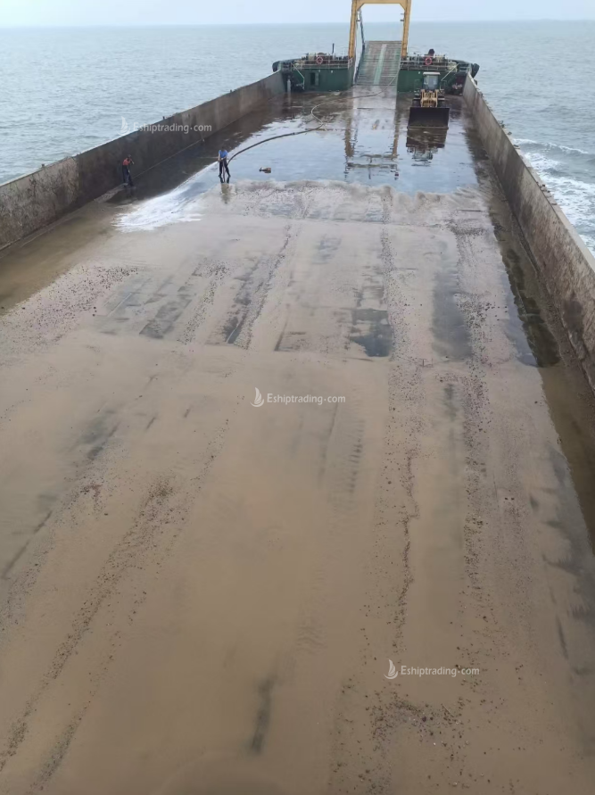 5000 T Deck Barge /LCT For Sale