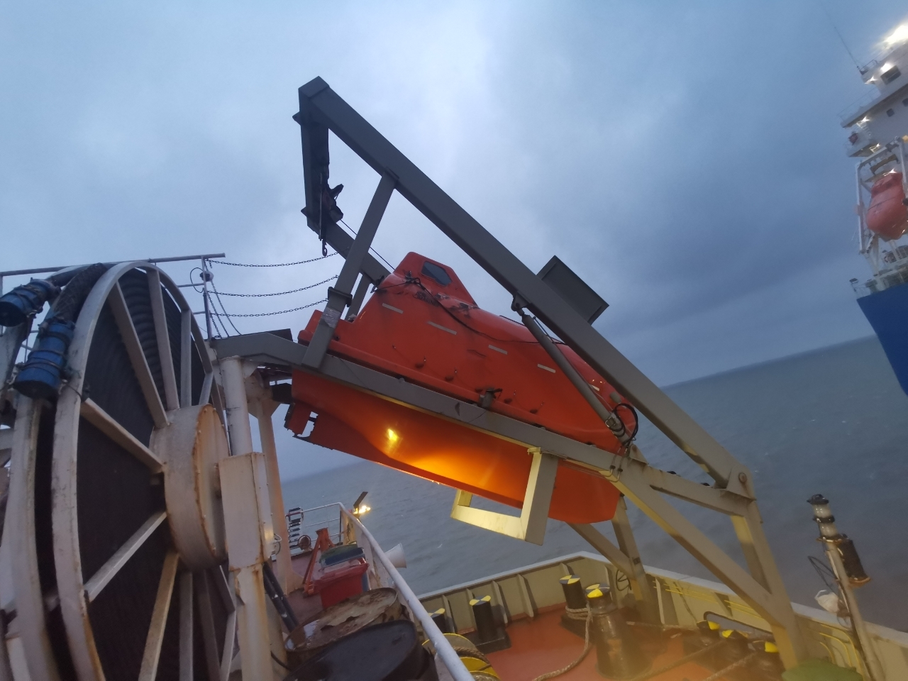 出售18000吨散货船