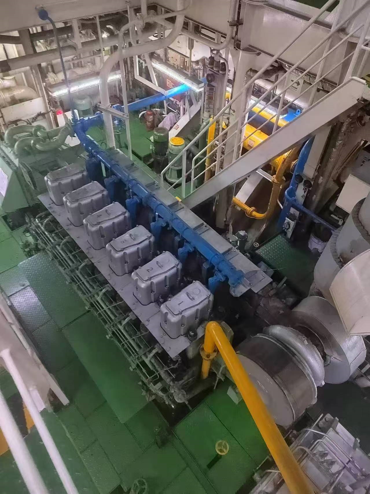 出售13600吨多用途船