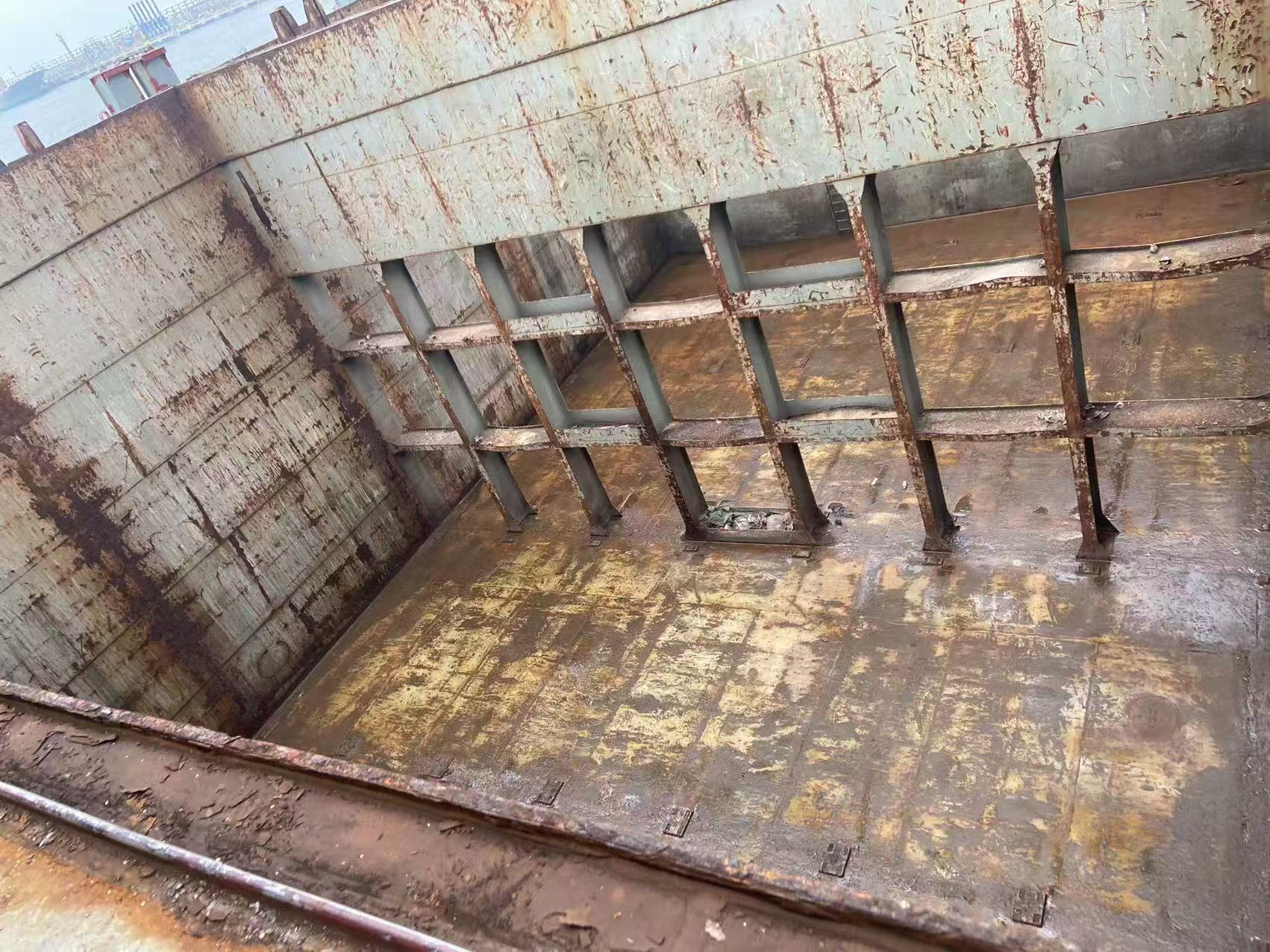 出售13600吨多用途船