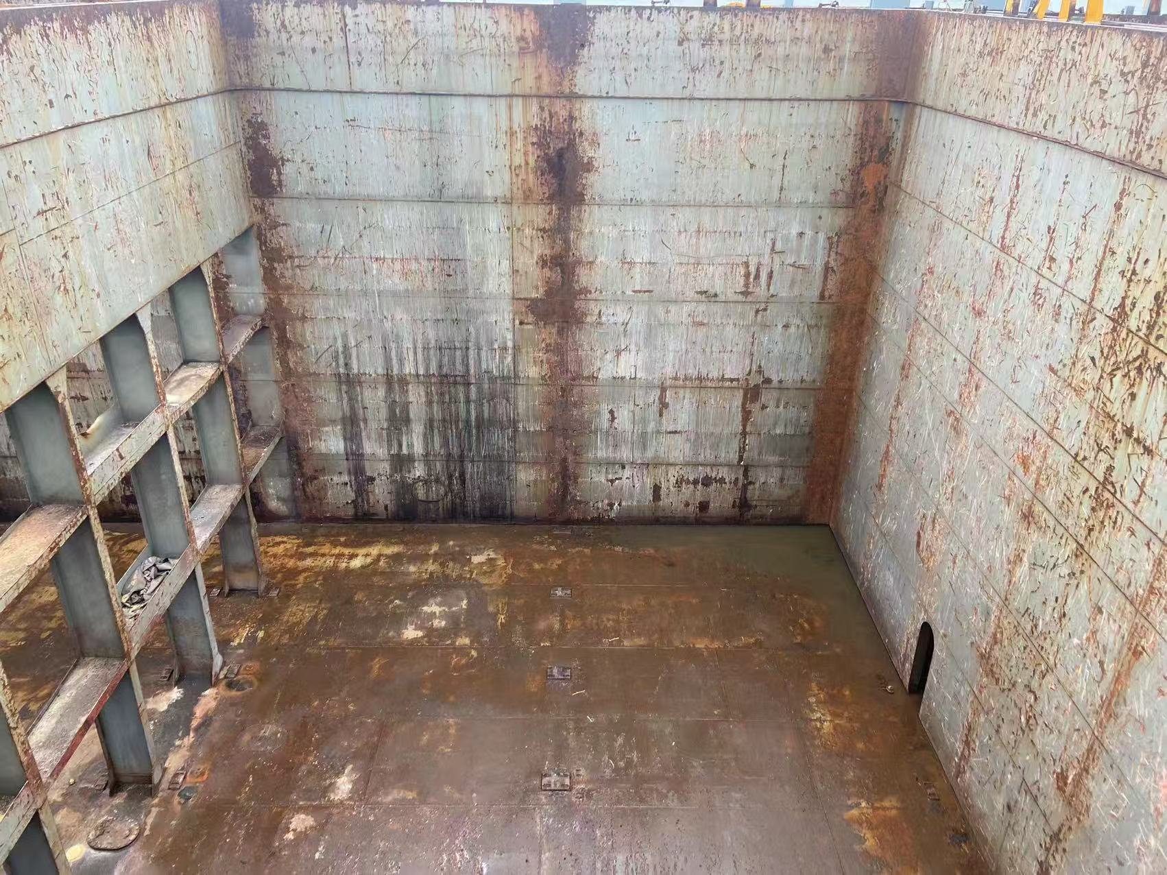 出售13600吨多用途船