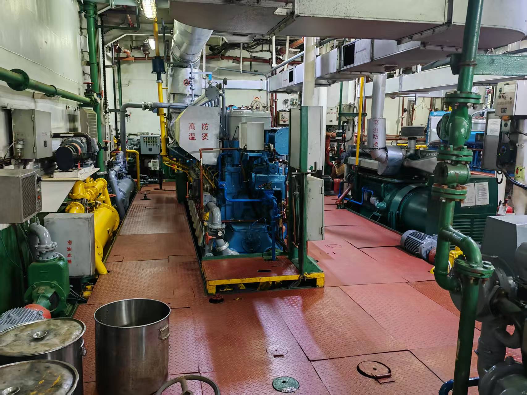 出售6600马力三用拖轮