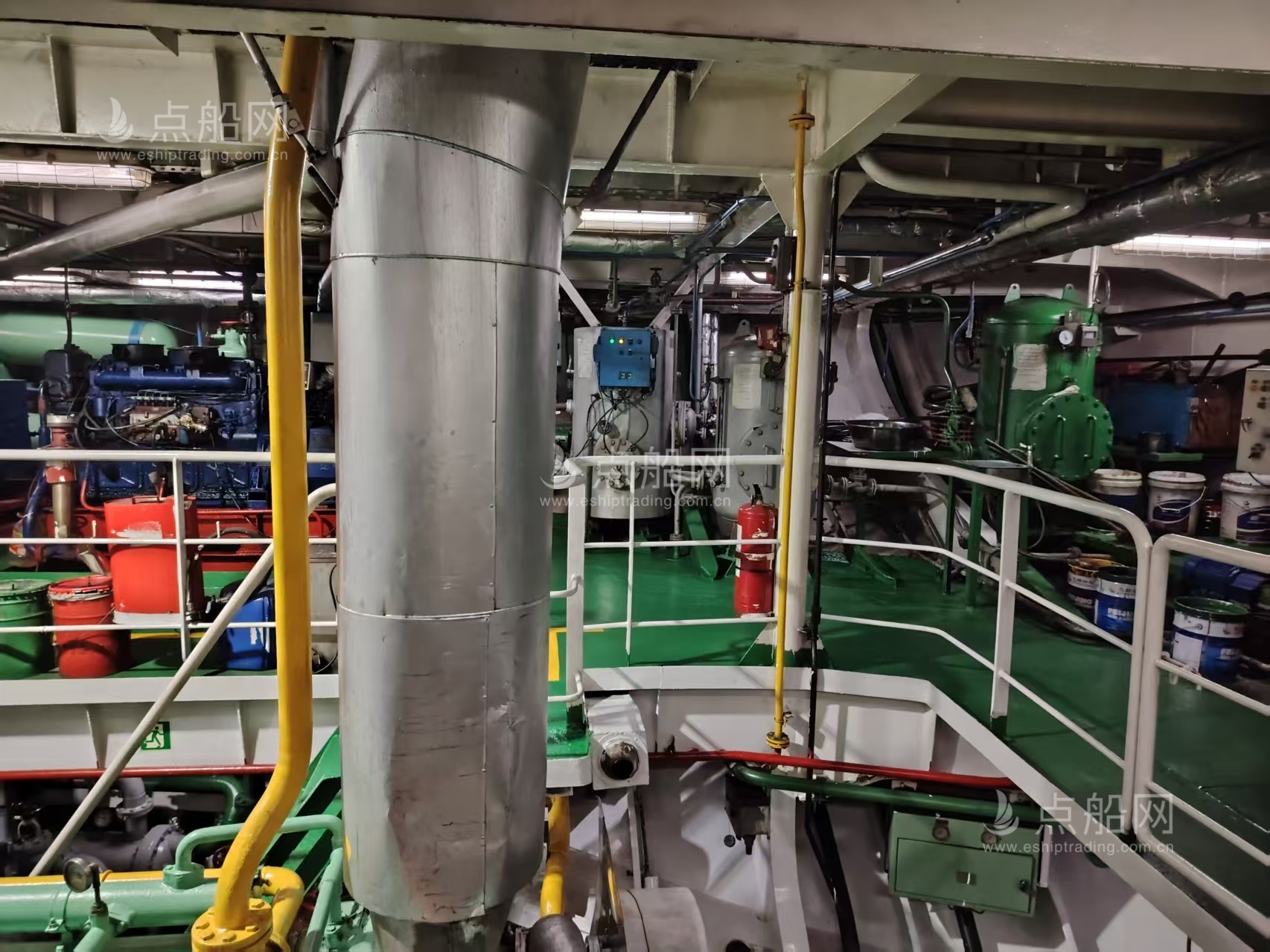 出售4500吨成品油船