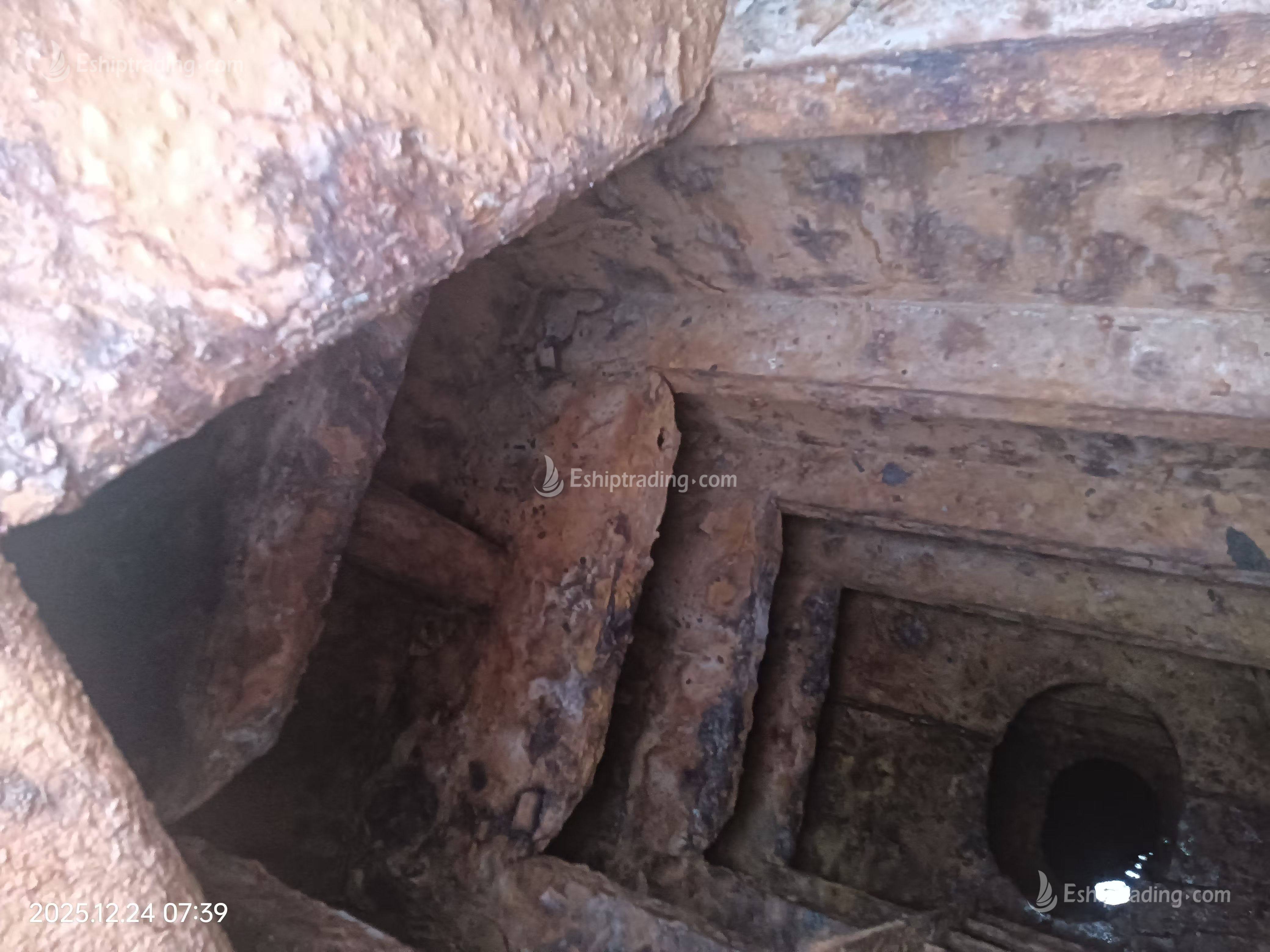 4600 T Product Oil Tanker For Sale