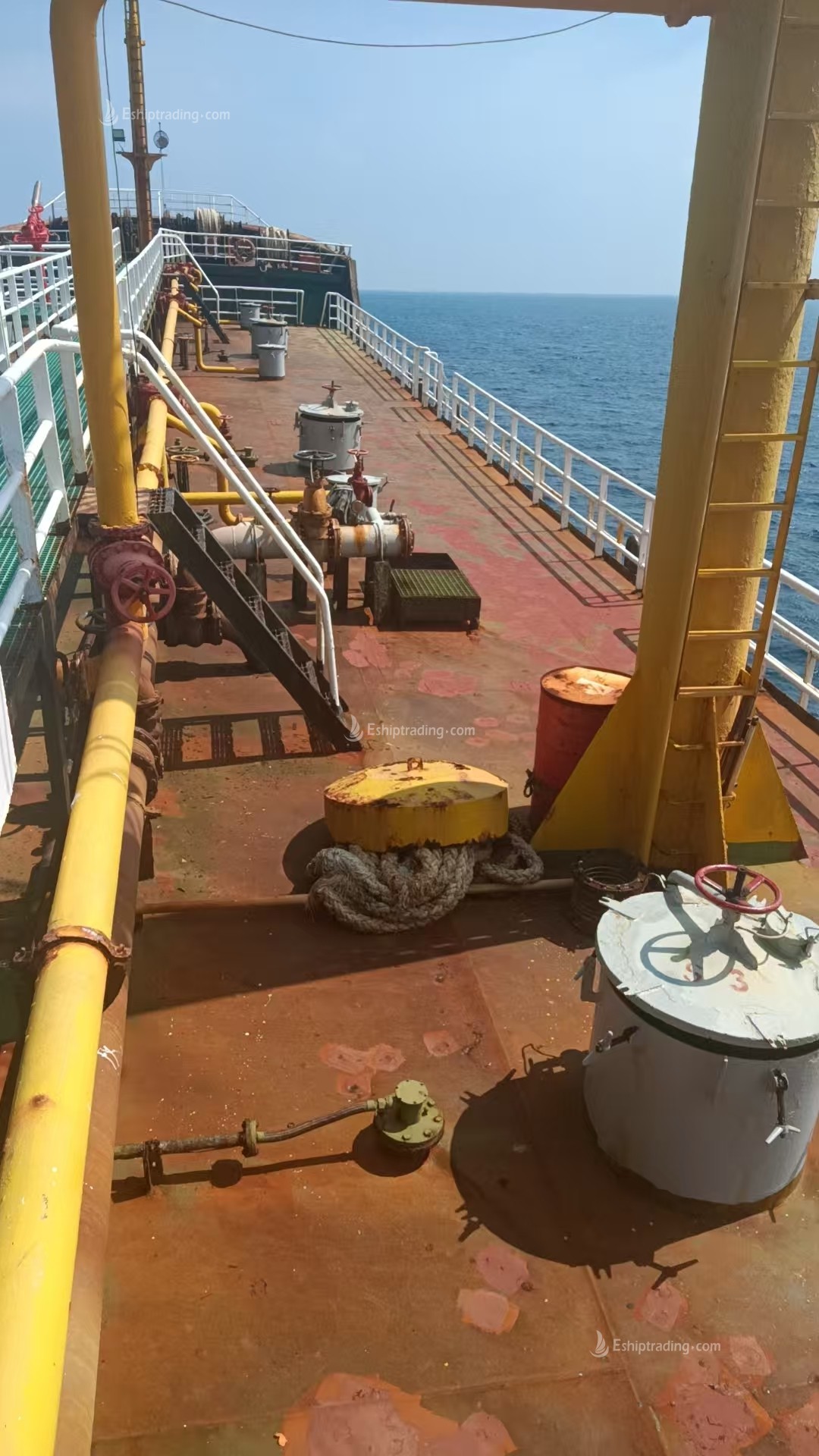 4600 T Product Oil Tanker For Sale