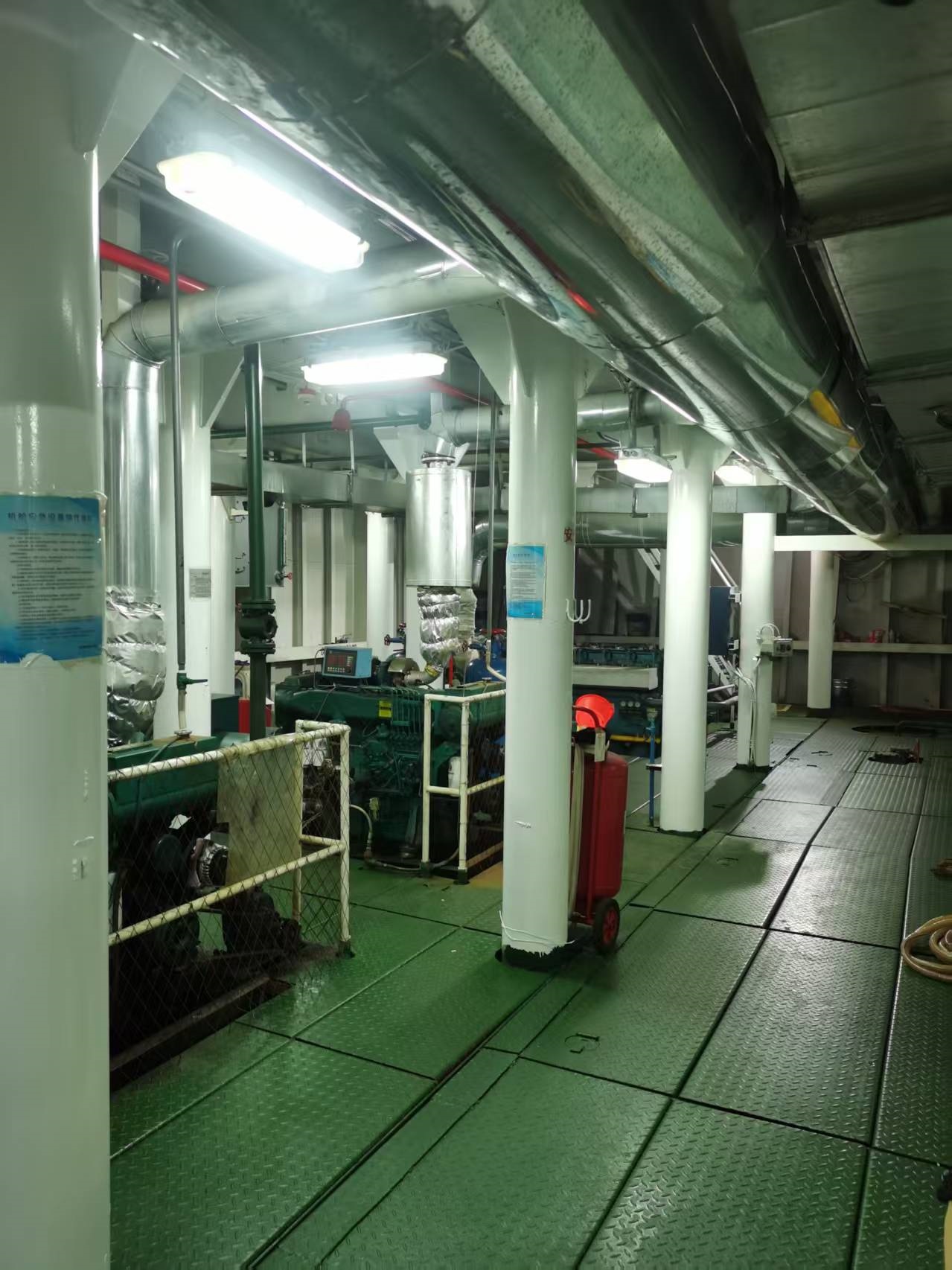 出售4830吨甲板货驳