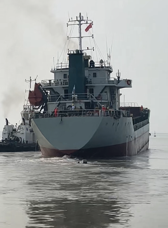 出售3807吨杂货船