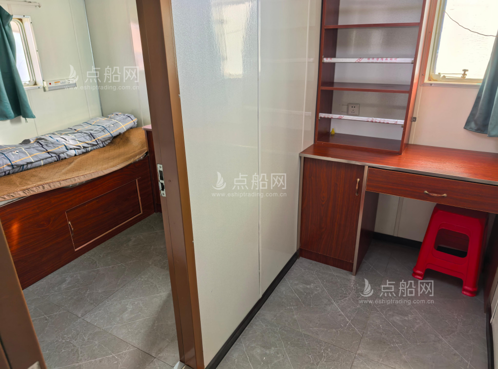 出售4923吨甲板货驳