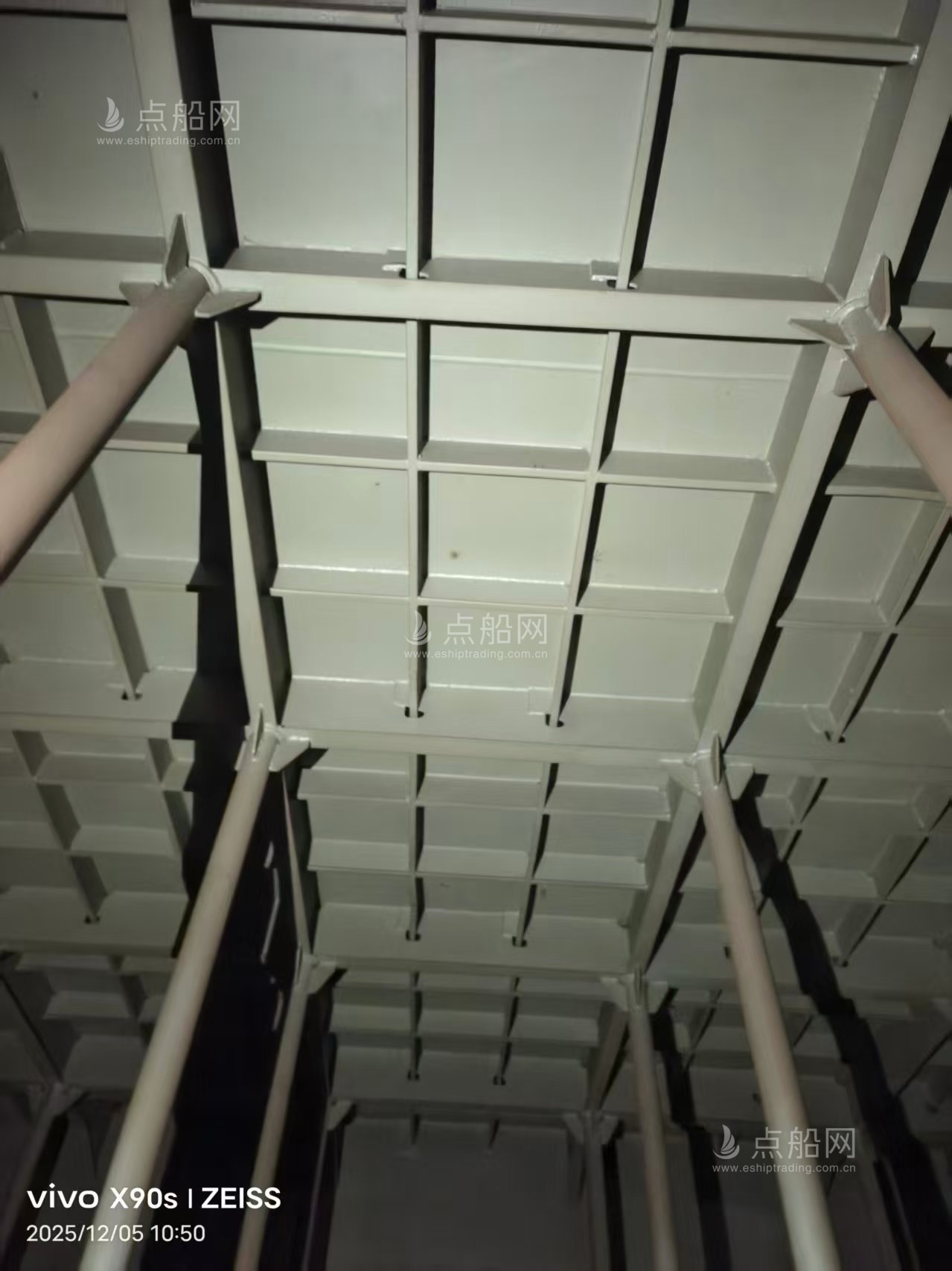 出售4177吨甲板货驳