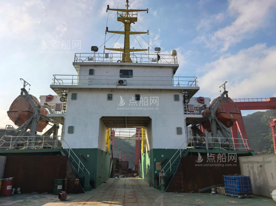 出售4931吨甲板货驳