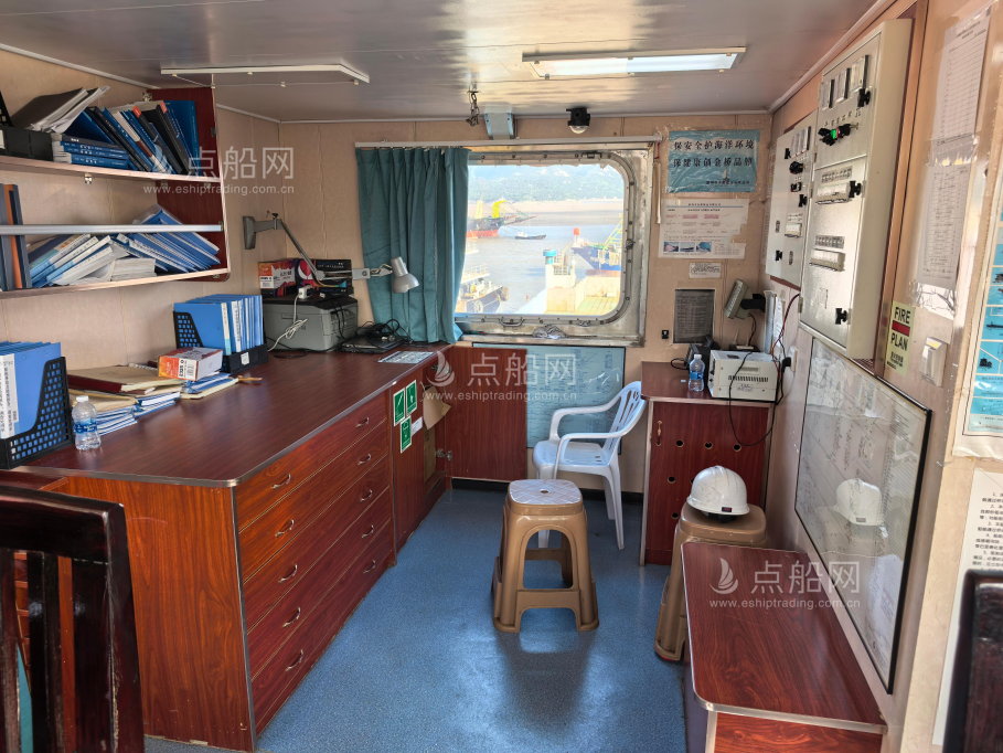 出售4931吨甲板货驳