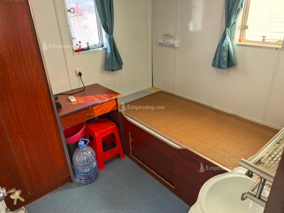 4931 T Deck Barge /LCT For Sale