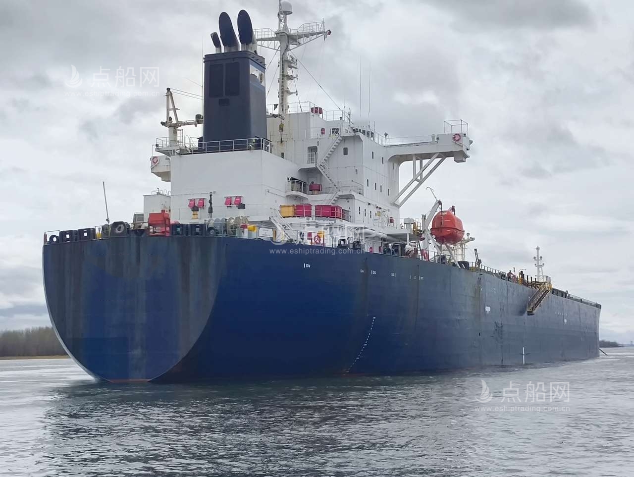 出售53712吨成品油船